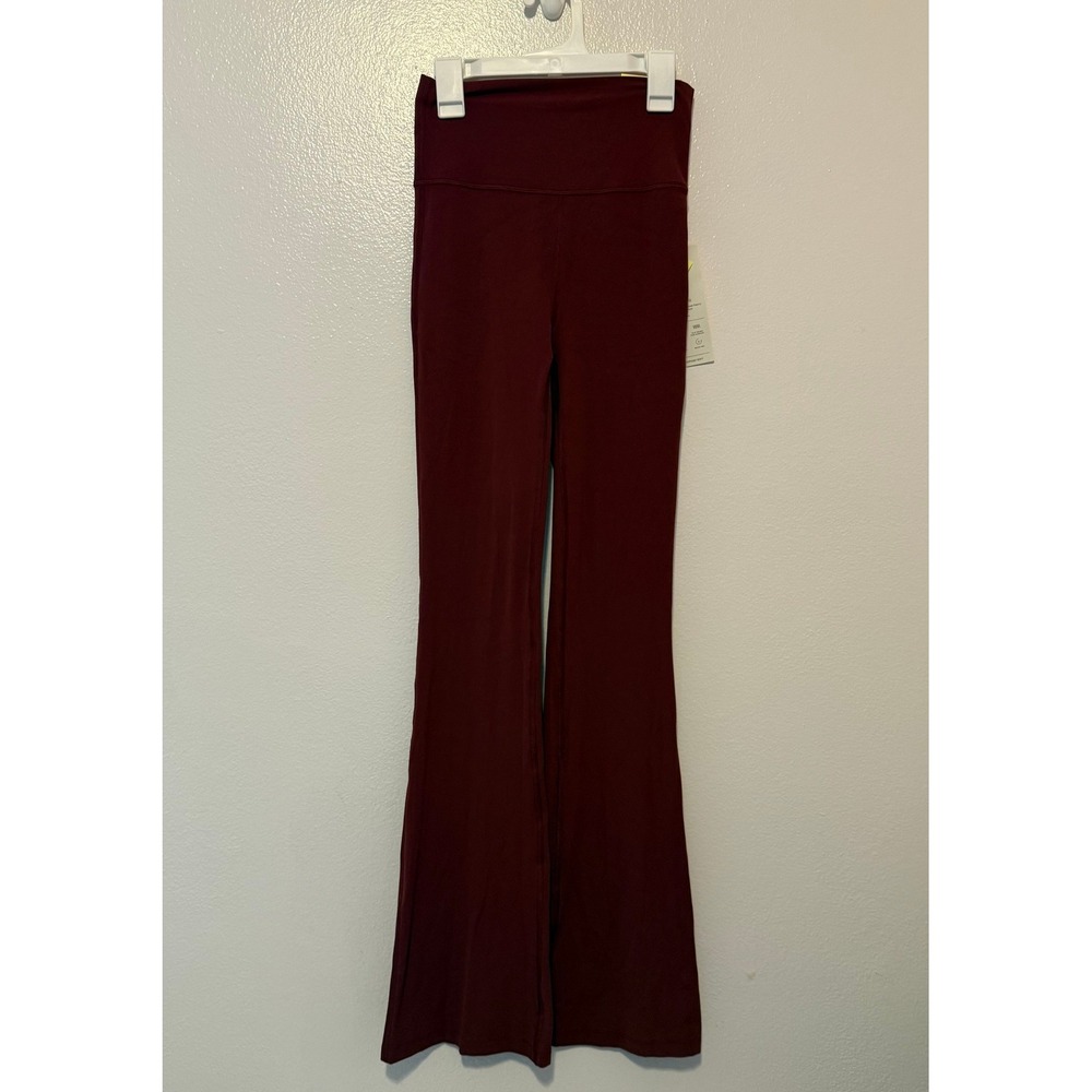 All in Motion Everyday Soft Flare Leggings Maroon Ultra High Rise XS NWT